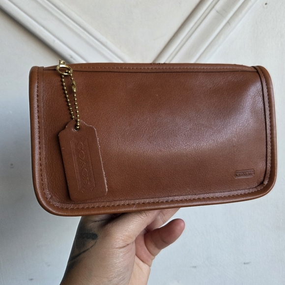 Vintage Coach Chunky Case British Tan🤎